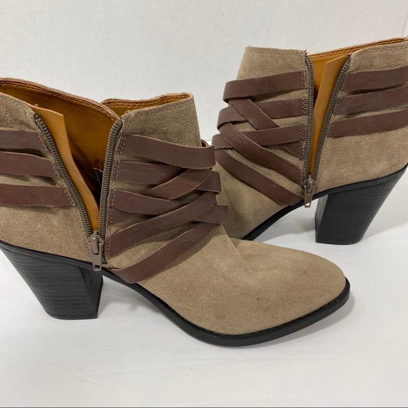 Lucky Brand Elwood Strappy Ankle Boot Brown Size 10 - Picture 4 of 14